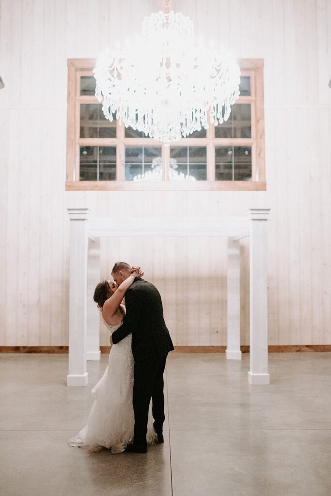 4 Extra Moments to Share With Your Spouse on Your Wedding Day; Little Creek Barn; Modern Farmhouse Wedding Venue in Northwest Ohio