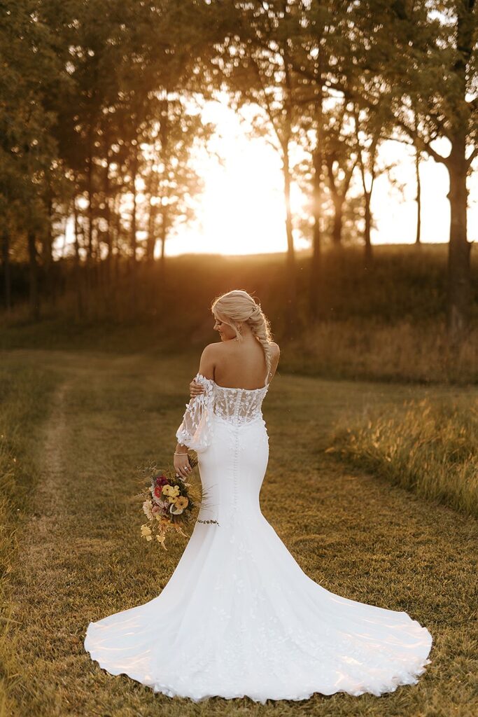 Why Little Creek Barn is the Perfect Venue for Your Wedding; Little Creek Barn; Modern Farmhouse Wedding Venue in Northwest Ohio