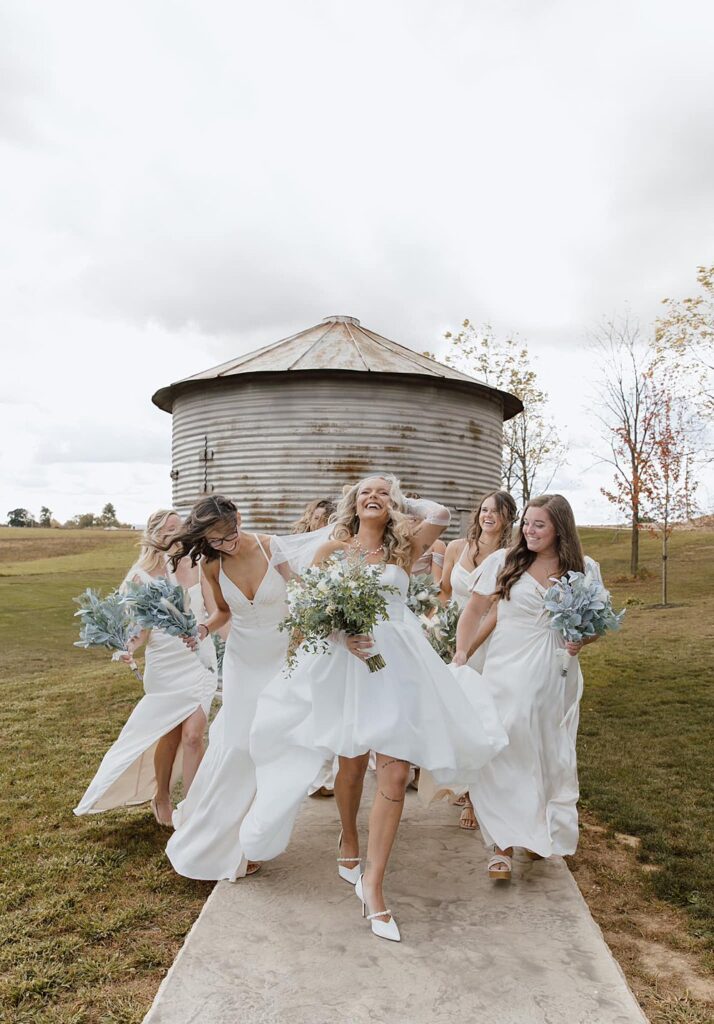 The Advantages of Planning a Weekday Wedding; Little Creek Barn; Modern Farmhouse Wedding Venue in Northwest Ohio