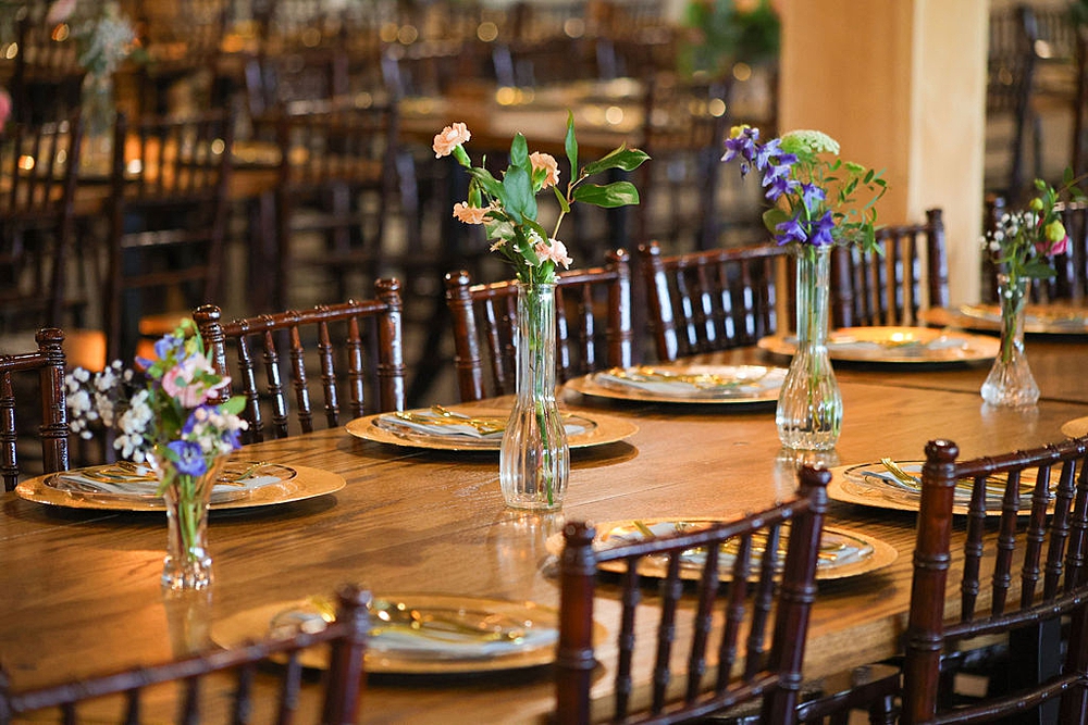 Northwest Ohio Modern Farmhouse Summer Wedding; Little Creek Barn; northern ohio modern farmhouse wedding venue