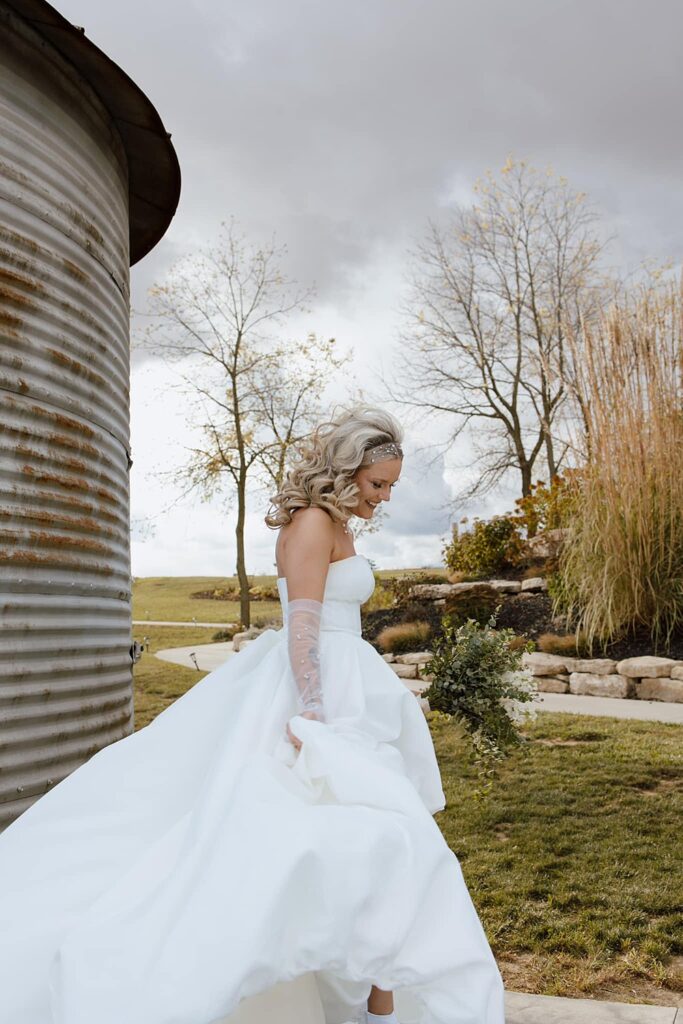 How to Plan an Ohio Wedding; Little Creek Barn; Northwest Ohio wedding venue