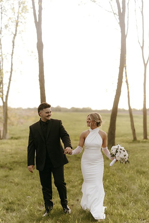 Barn Wedding in Northwest Ohio; Little Creek Barn; Northwest Ohio wedding venue