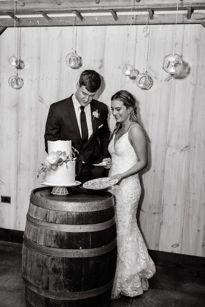 Sunday wedding; Northwest Ohio wedding venue; Little Creek Barn