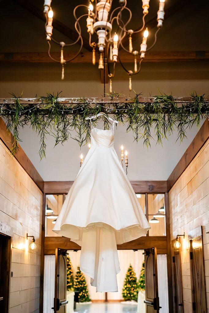 Little Creek Barn is a two-story modern farmhouse barn wedding venue in Northwest Ohio; Timeless Winter Barn Wedding in Northwest Ohio