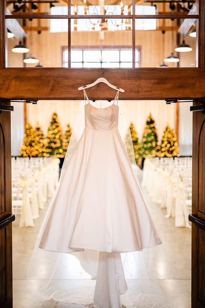 Little Creek Barn is a two-story modern farmhouse barn wedding venue in Northwest Ohio; Timeless Winter Barn Wedding in Northwest Ohio