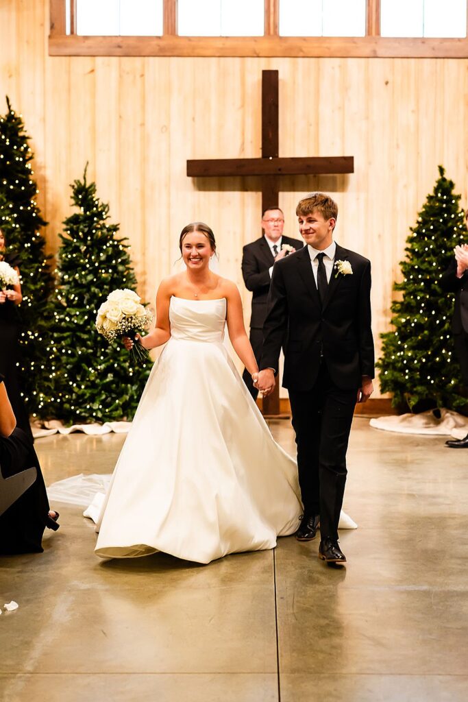Little Creek Barn is a two-story modern farmhouse barn wedding venue in Northwest Ohio; Timeless Winter Barn Wedding in Northwest Ohio
