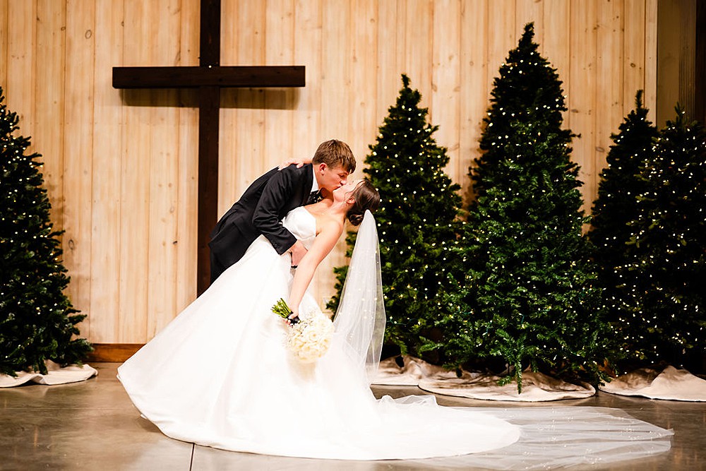 Little Creek Barn is a two-story modern farmhouse barn wedding venue in Northwest Ohio; Timeless Winter Barn Wedding in Northwest Ohio