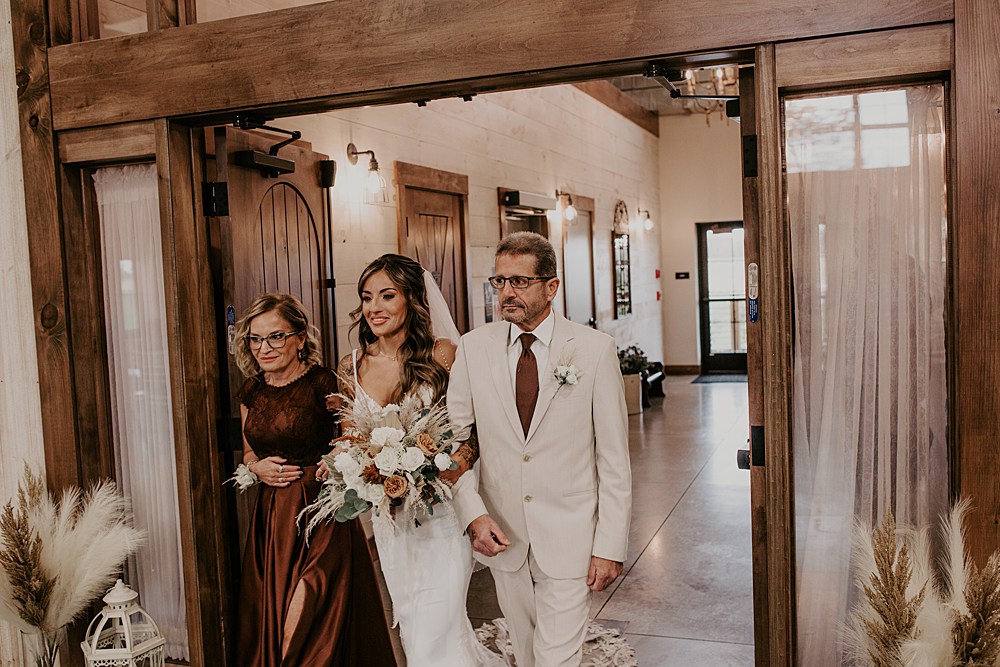 Little Creek Barn is a two-story modern farmhouse barn wedding venue in Northwest Ohio; A Fall Barn Wedding in Ohio