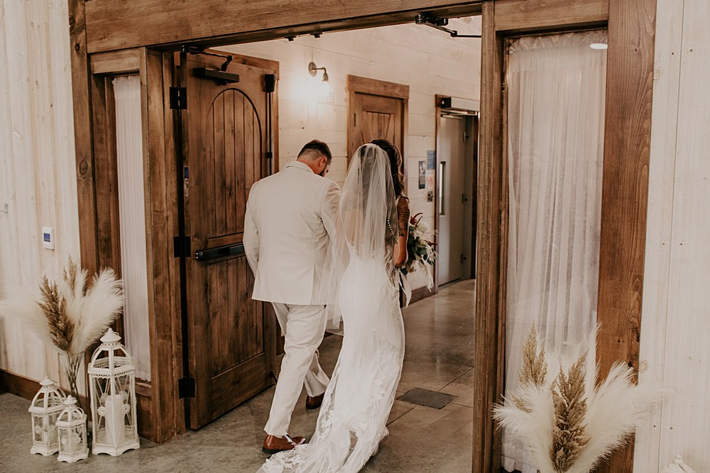 Little Creek Barn is a two-story modern farmhouse barn wedding venue in Northwest Ohio; A Fall Barn Wedding in Ohio