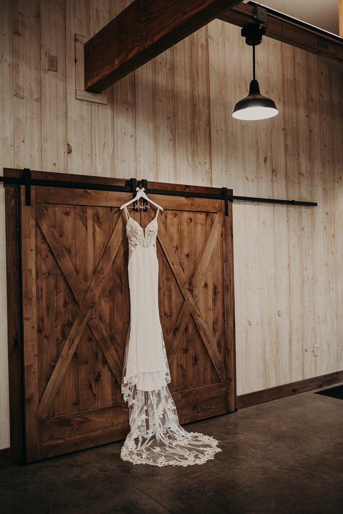 Little Creek Barn is a two-story modern farmhouse barn wedding venue in Northwest Ohio; A Fall Barn Wedding in Ohio